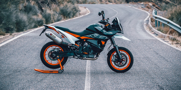 2024 KTM 890 SMT