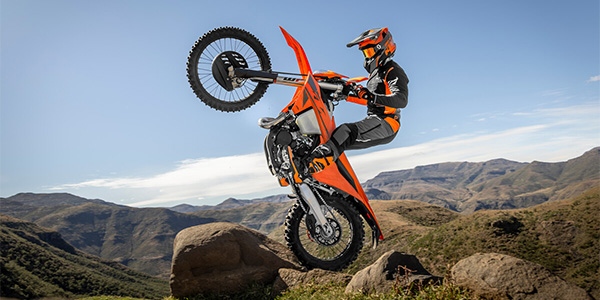 2025-ktm-xc-w