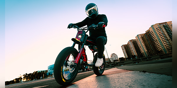 super73-oracle-red-bull-e-bike