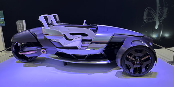 TRICERA three-wheeler concept